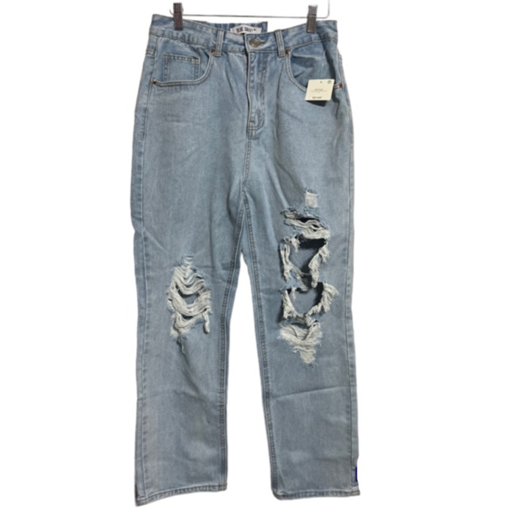 NWT Blue Savvy 90’s Boyfriend Jeans Lightwash Distressed 11